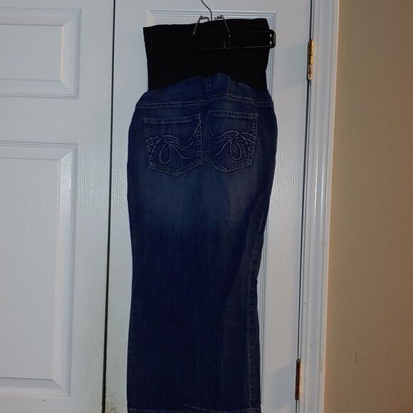 Two Hearts Maternity  full panel  capri jeans Sz M - Picture 4 of 6